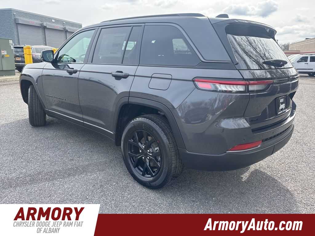 Thumbnail: 2026 Jeep Grand Cherokee - 6