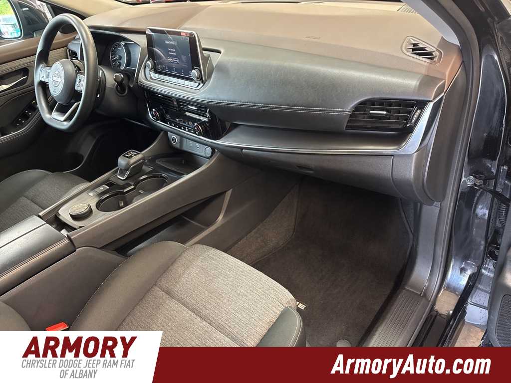 Thumbnail: 2022 Nissan Rogue - 38