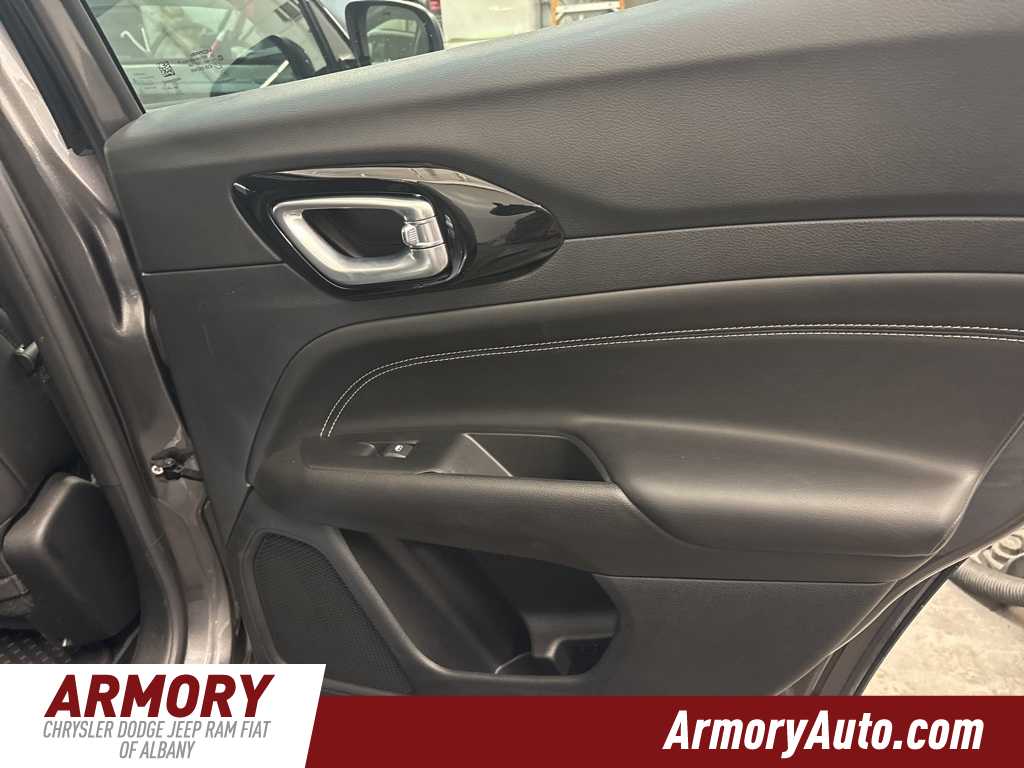 Thumbnail: 2022 Jeep Compass - 29