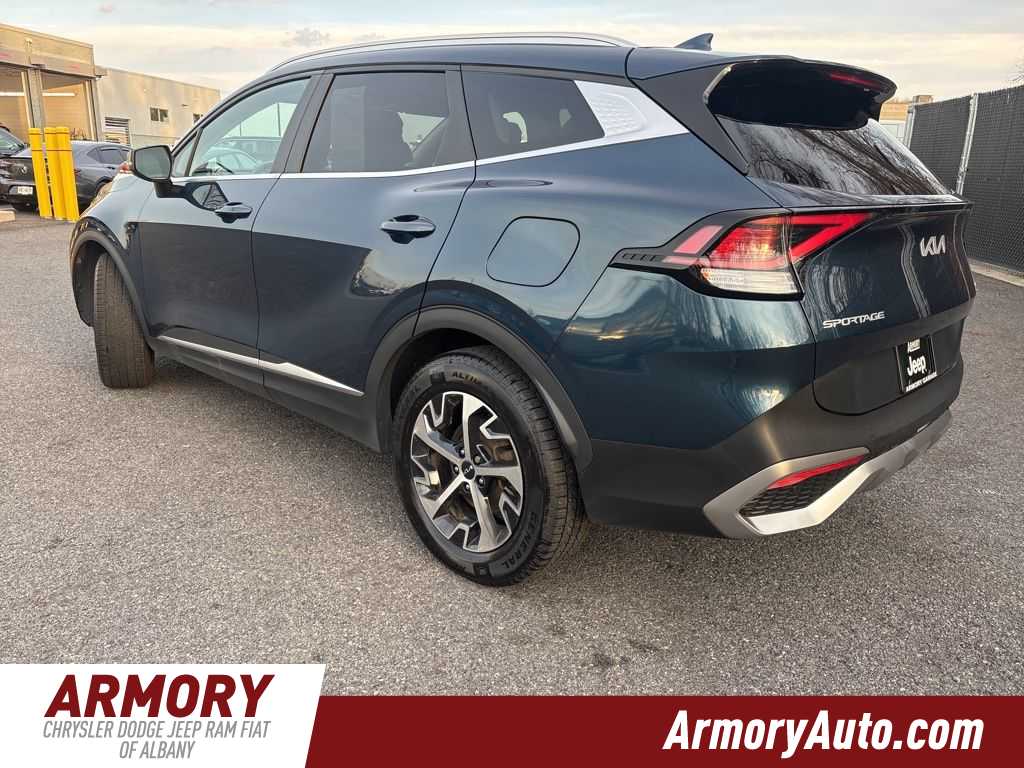 Thumbnail: 2023 Kia Sportage - 6