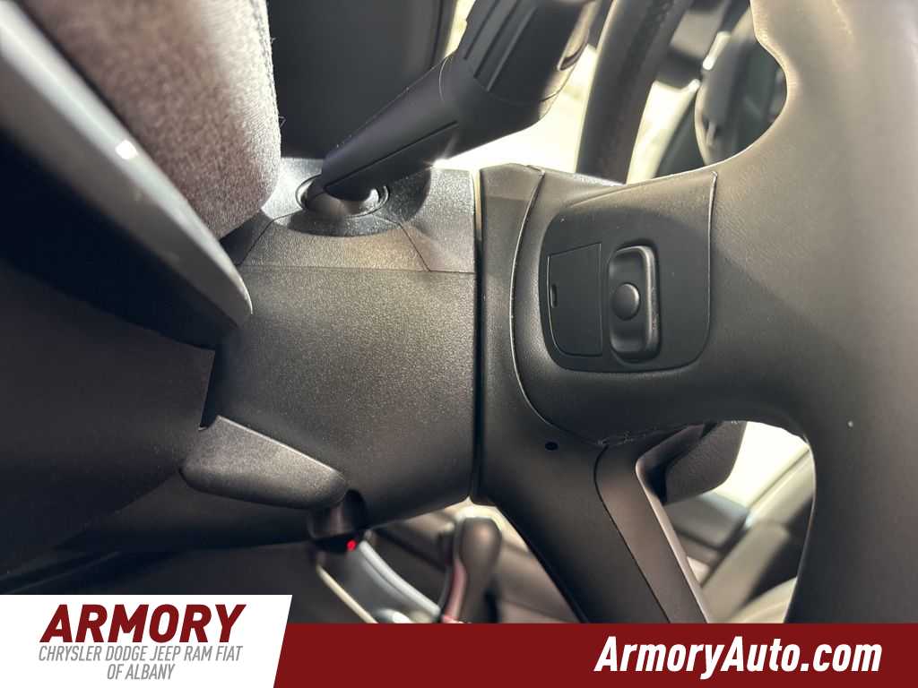 Thumbnail: 2023 Jeep Compass - 11