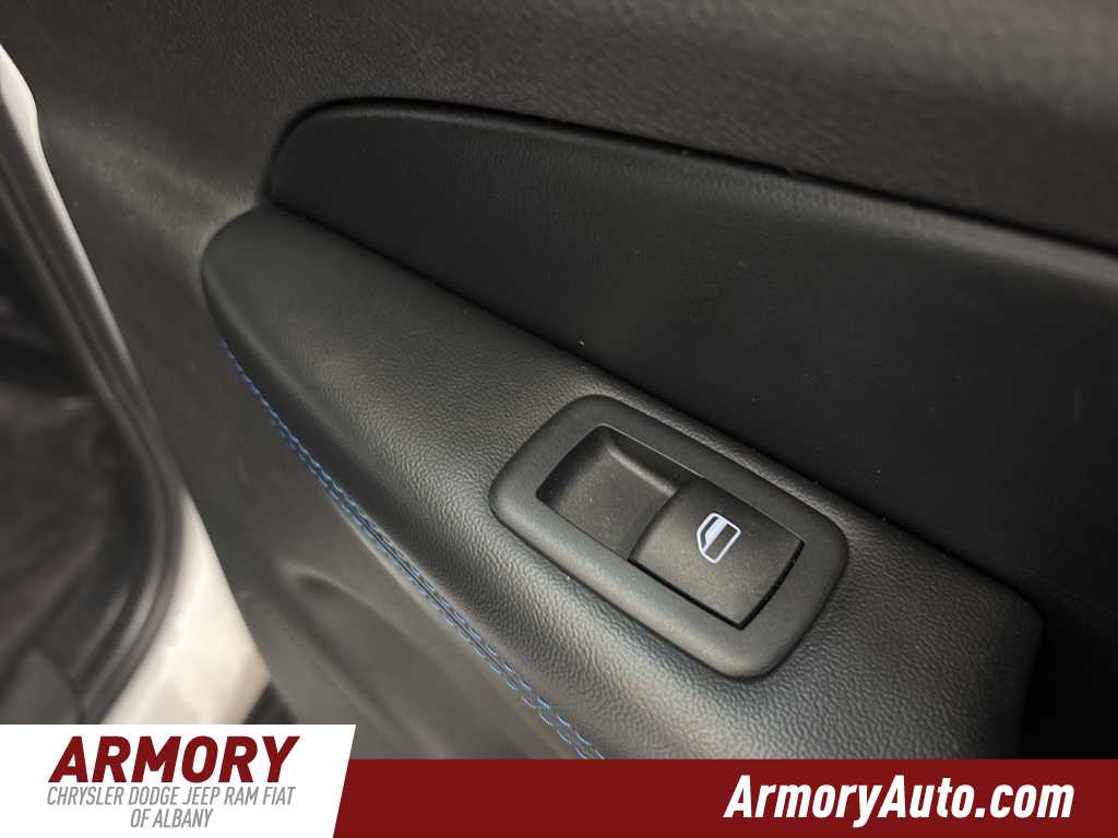 Thumbnail: 2018 Jeep Grand Cherokee - 33