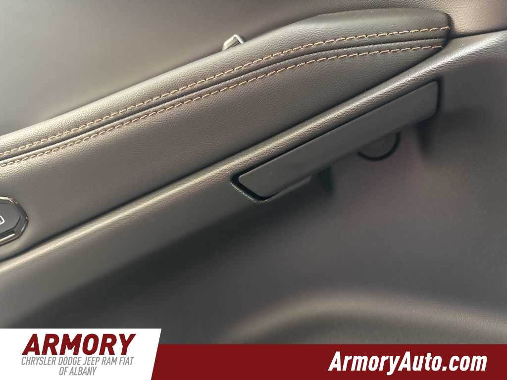 Thumbnail: 2026 Jeep Cherokee - 10