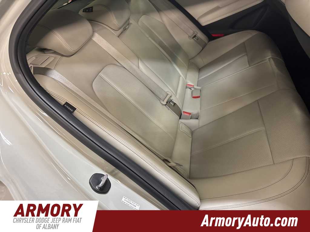 Thumbnail: 2024 Genesis G70 - 31