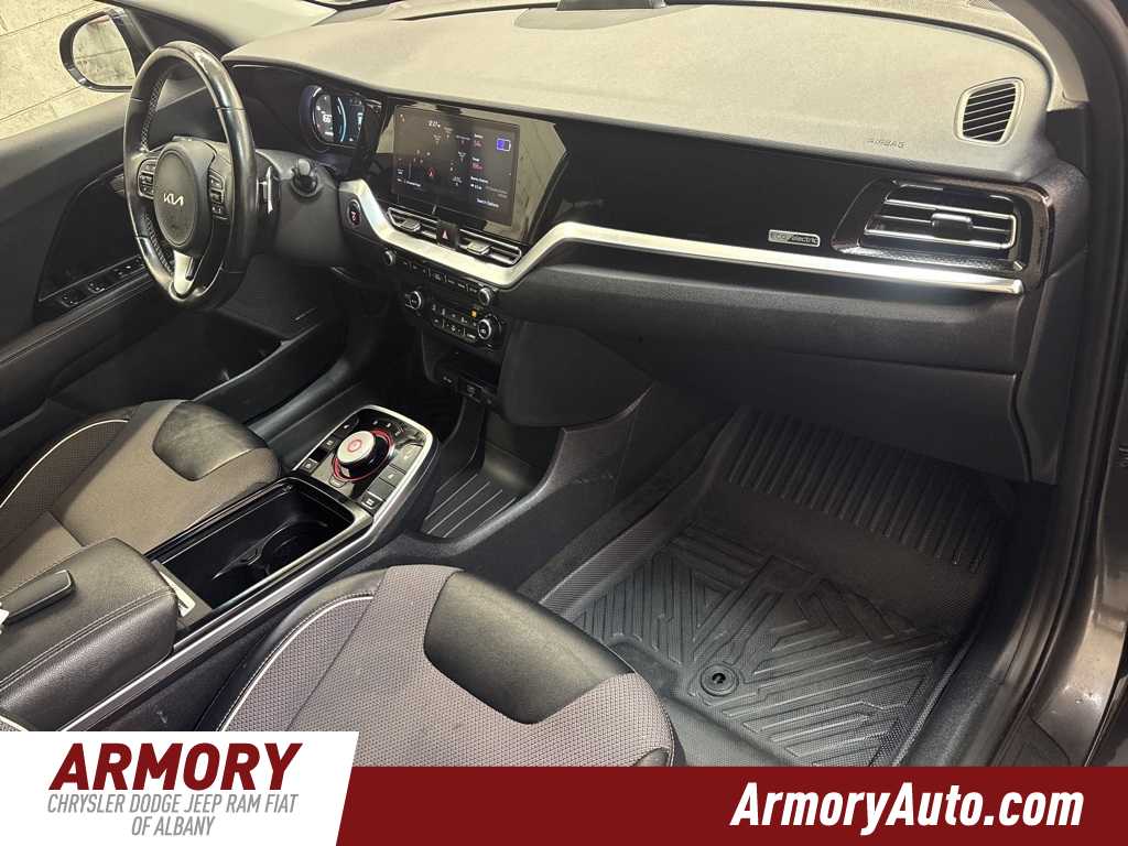 Thumbnail: 2022 Kia Niro - 39