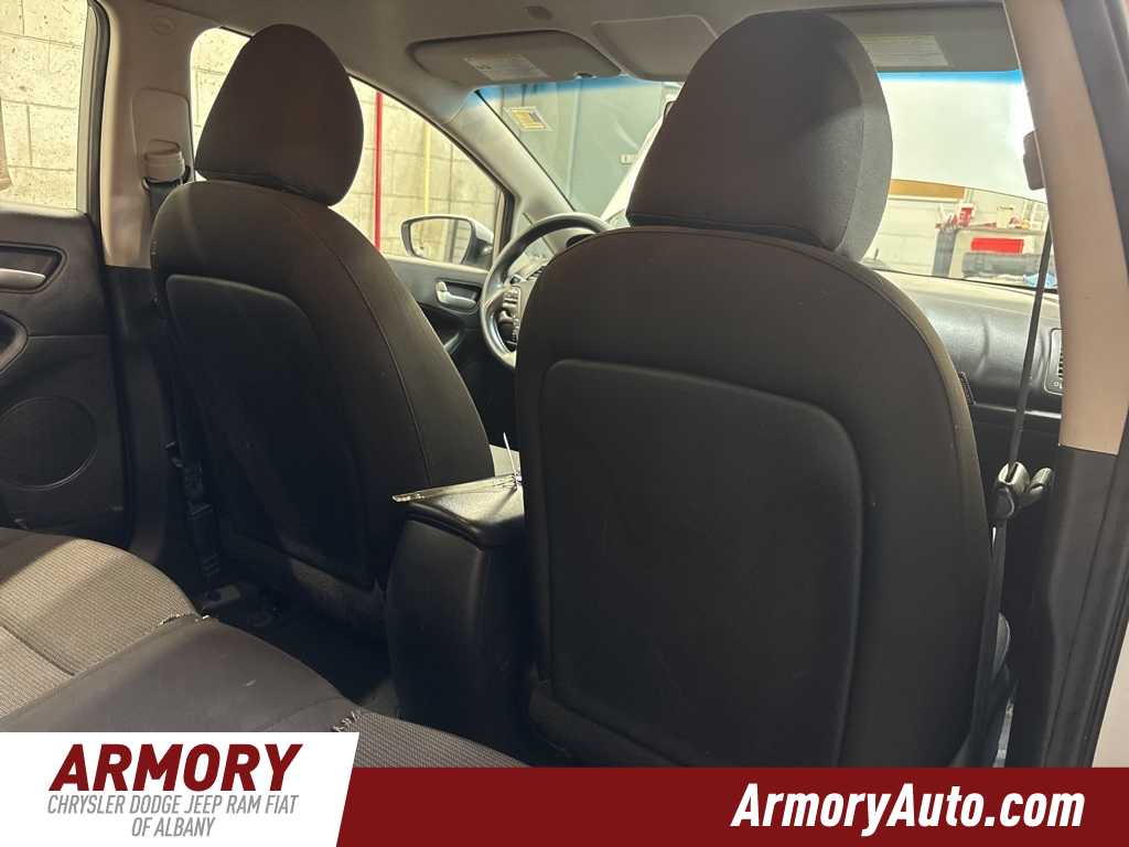 Thumbnail: 2018 Kia Forte - 28