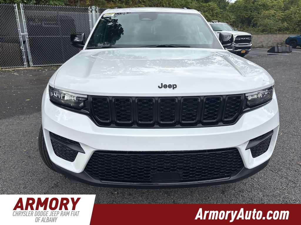 Thumbnail: 2025 Jeep Grand Cherokee - 2