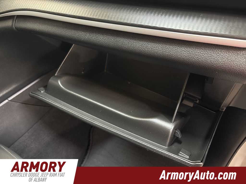 Thumbnail: 2023 Jeep Grand Cherokee - 44