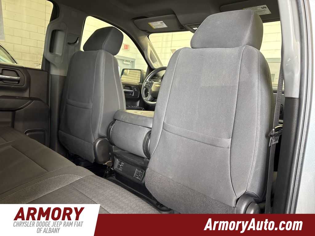 Thumbnail: 2022 Chevrolet Silverado 1500 - 26