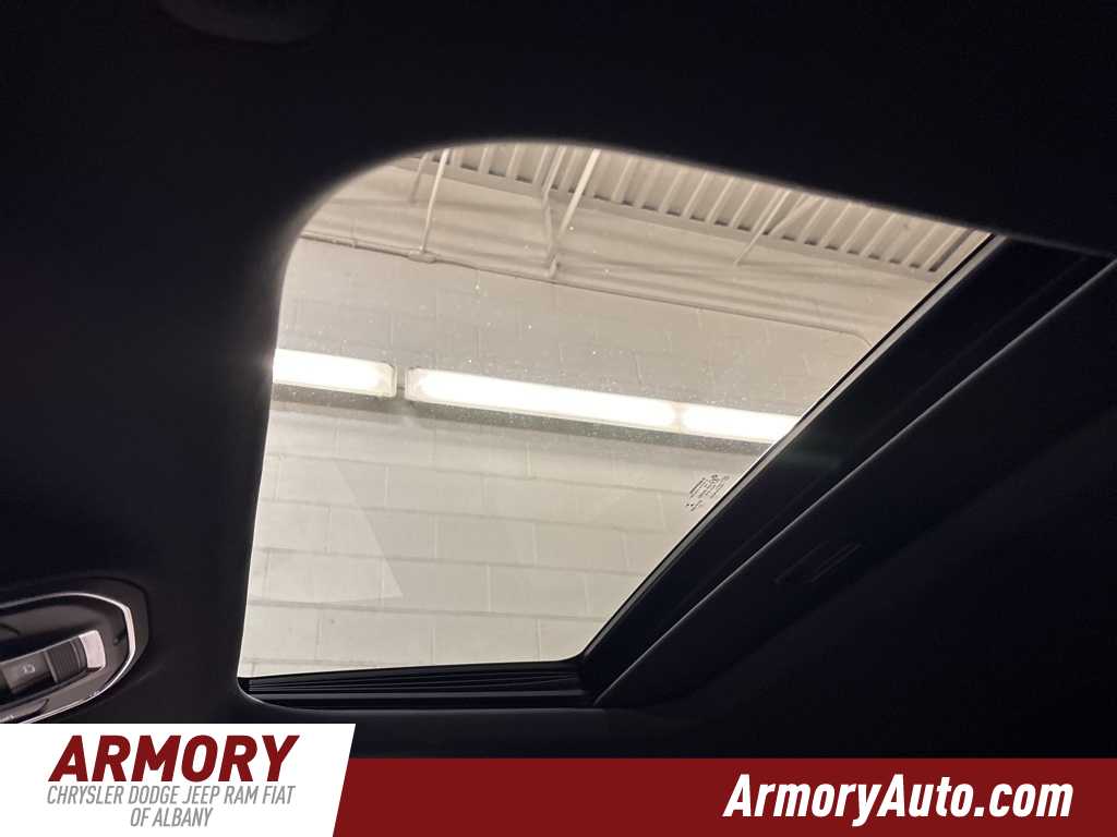 Thumbnail: 2023 Jeep Grand Cherokee L - 23