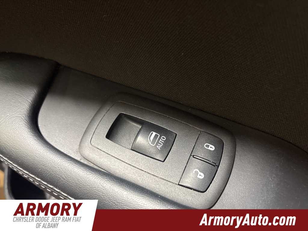 Thumbnail: 2021 Dodge Challenger - 27