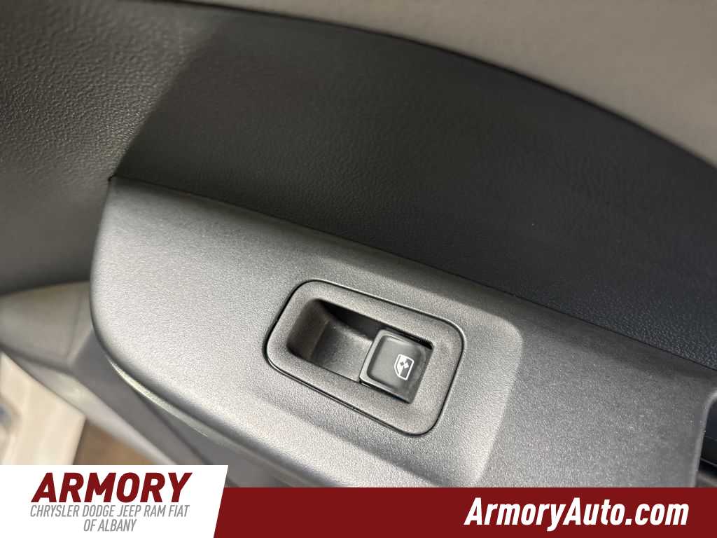 Thumbnail: 2023 Volkswagen Taos - 38