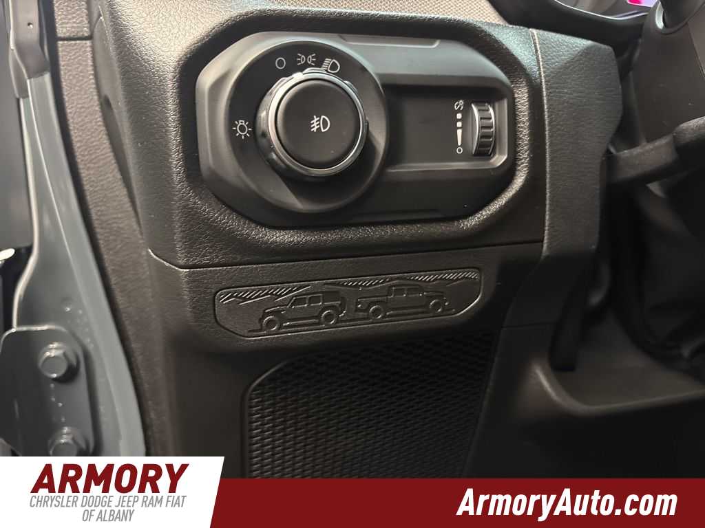 Thumbnail: 2026 Jeep Wrangler - 10