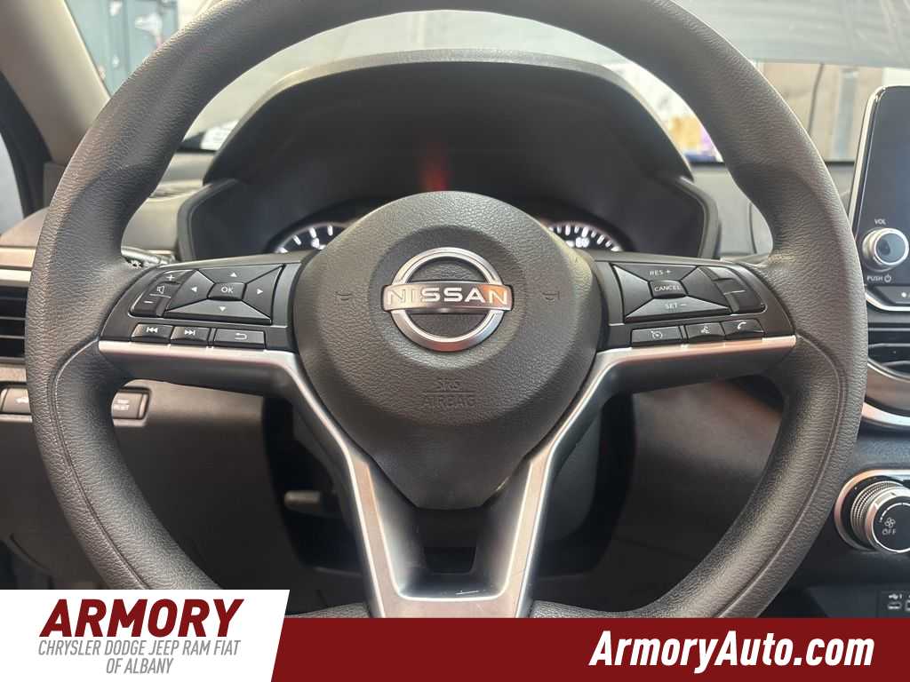 Thumbnail: 2023 Nissan Altima - 12