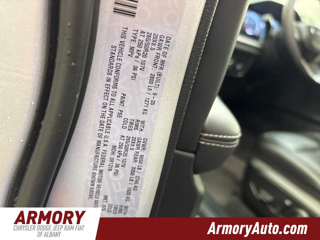 Thumbnail: 2025 Jeep Grand Cherokee - 42