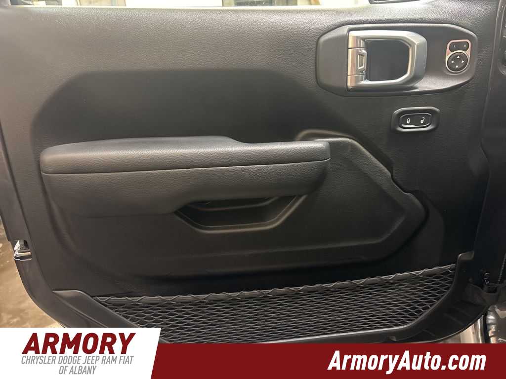 Thumbnail: 2024 Jeep Wrangler - 7