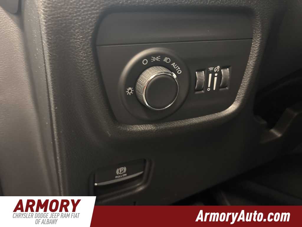 Thumbnail: 2025 Jeep Grand Cherokee L - 10