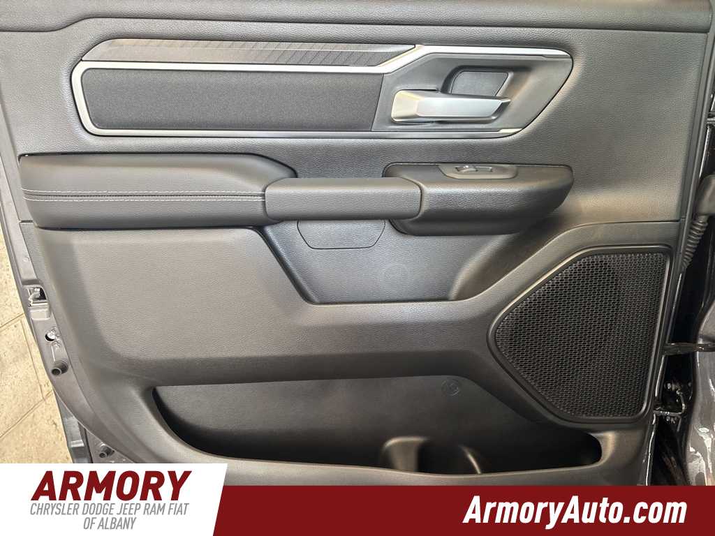 Thumbnail: 2026 RAM 1500 - 25