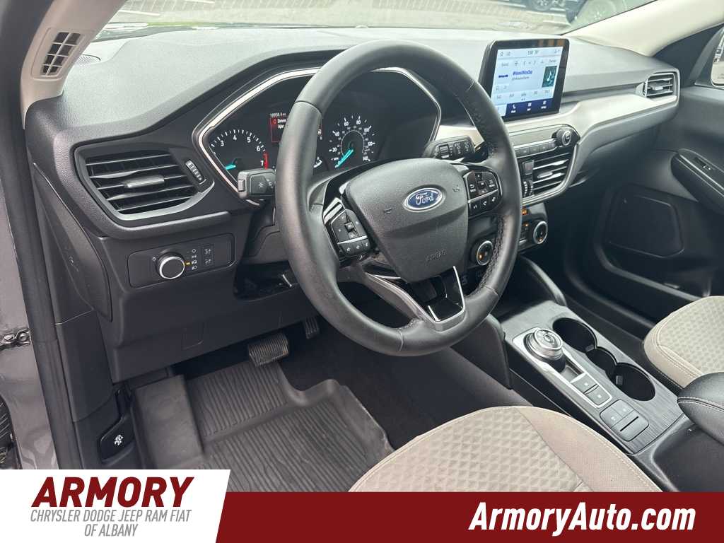 Thumbnail: 2022 Ford Escape - 9