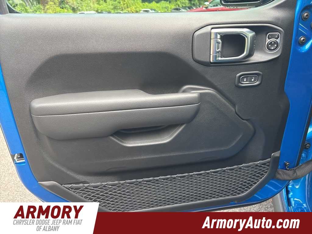 Thumbnail: 2025 Jeep Wrangler - 7