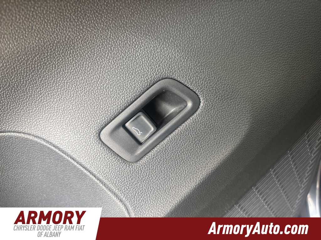 Thumbnail: 2024 Volkswagen Atlas - 10