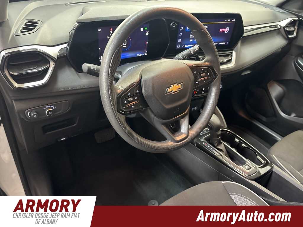 Thumbnail: 2024 Chevrolet TrailBlazer - 10