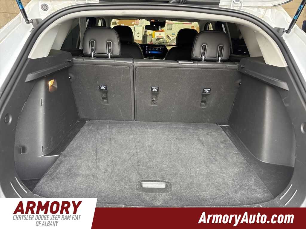 Thumbnail: 2025 Chevrolet Trax - 29