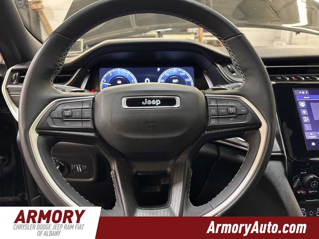 Thumbnail: 2023 Jeep Grand Cherokee L - 14