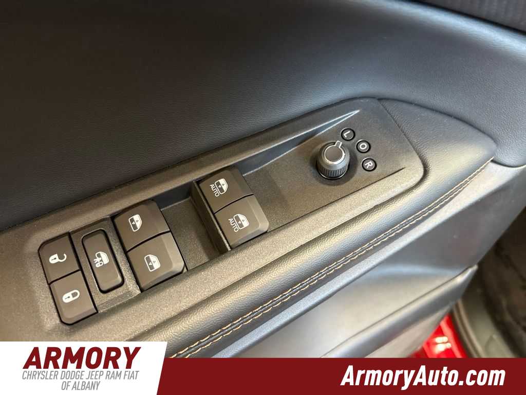 Thumbnail: 2026 Jeep Cherokee - 8