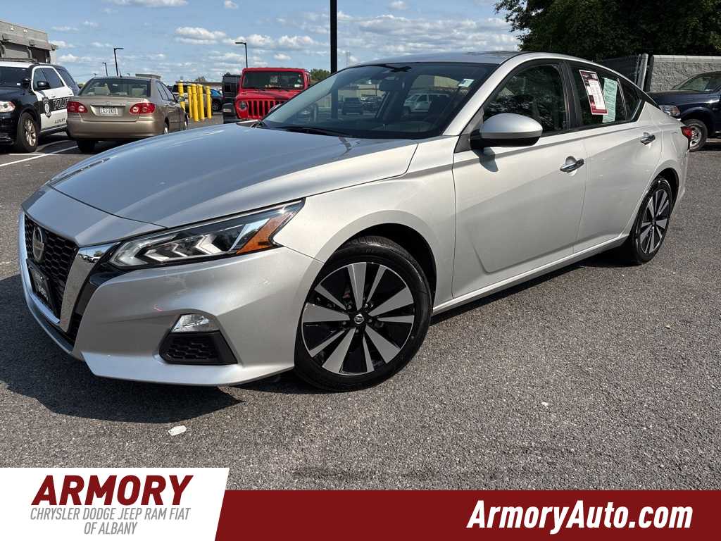 2022 Nissan Altima SV -
                  Albany, NY