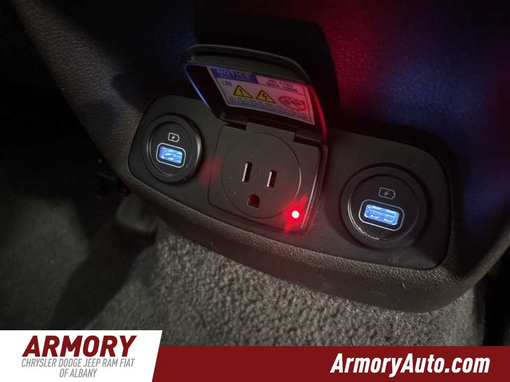 Thumbnail: 2023 Hyundai Santa Fe - 37