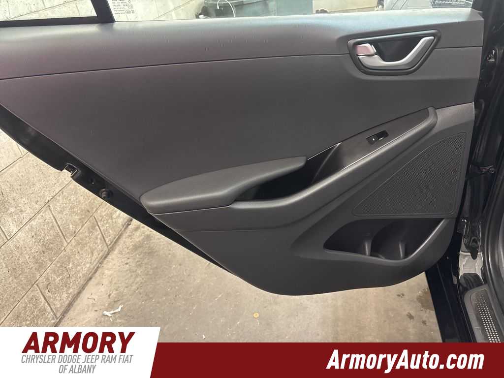 Thumbnail: 2019 Hyundai Ioniq - 23