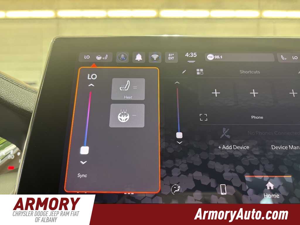 Thumbnail: 2022 Jeep Compass - 17