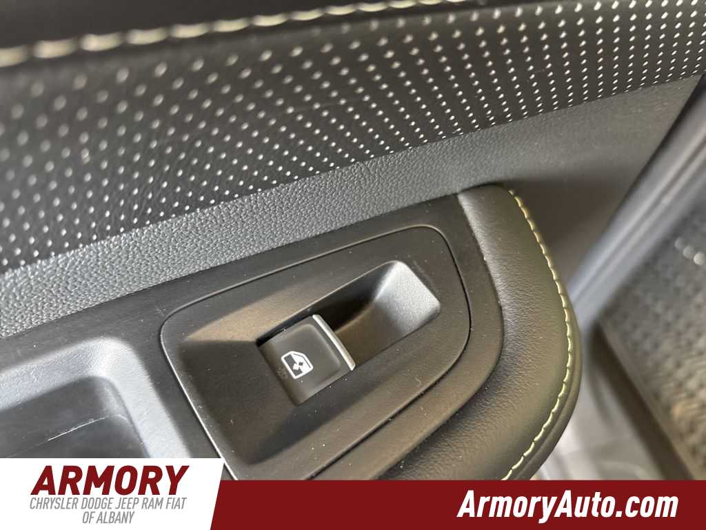 Thumbnail: 2024 Volkswagen Atlas - 31