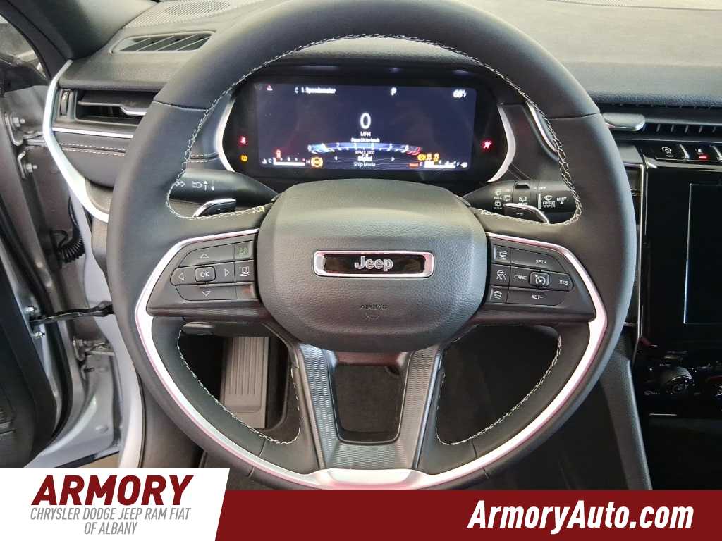 Thumbnail: 2025 Jeep Grand Cherokee - 14