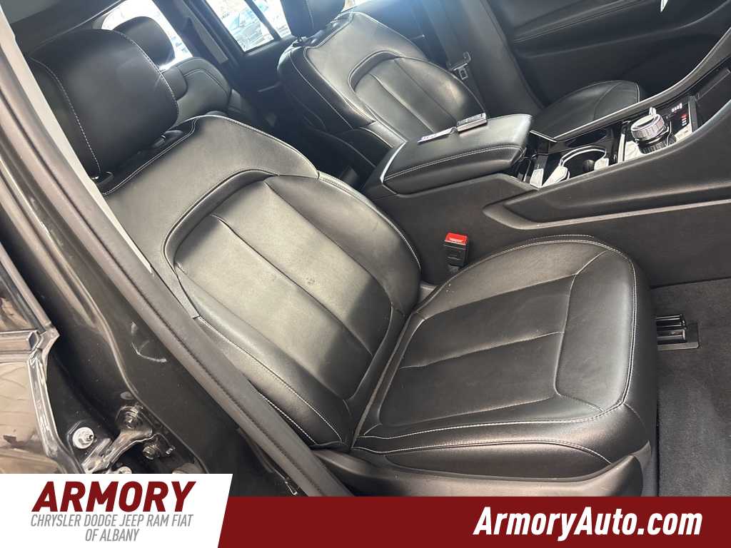 Thumbnail: 2023 Jeep Grand Cherokee - 40