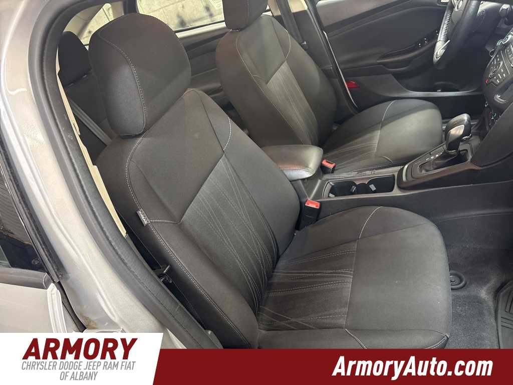 Thumbnail: 2017 Ford Focus - 35