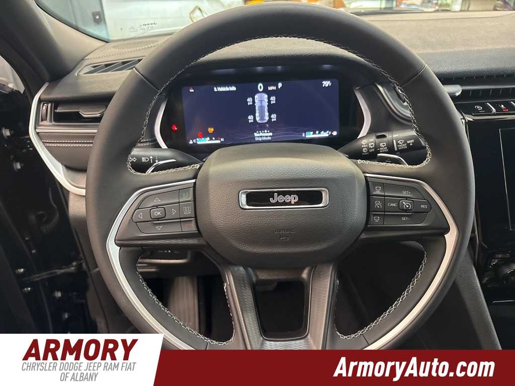 Thumbnail: 2025 Jeep Grand Cherokee - 13