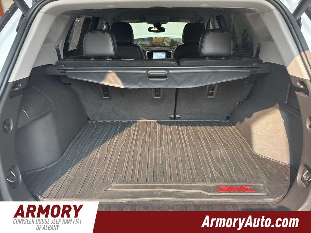 Thumbnail: 2022 GMC Terrain - 35