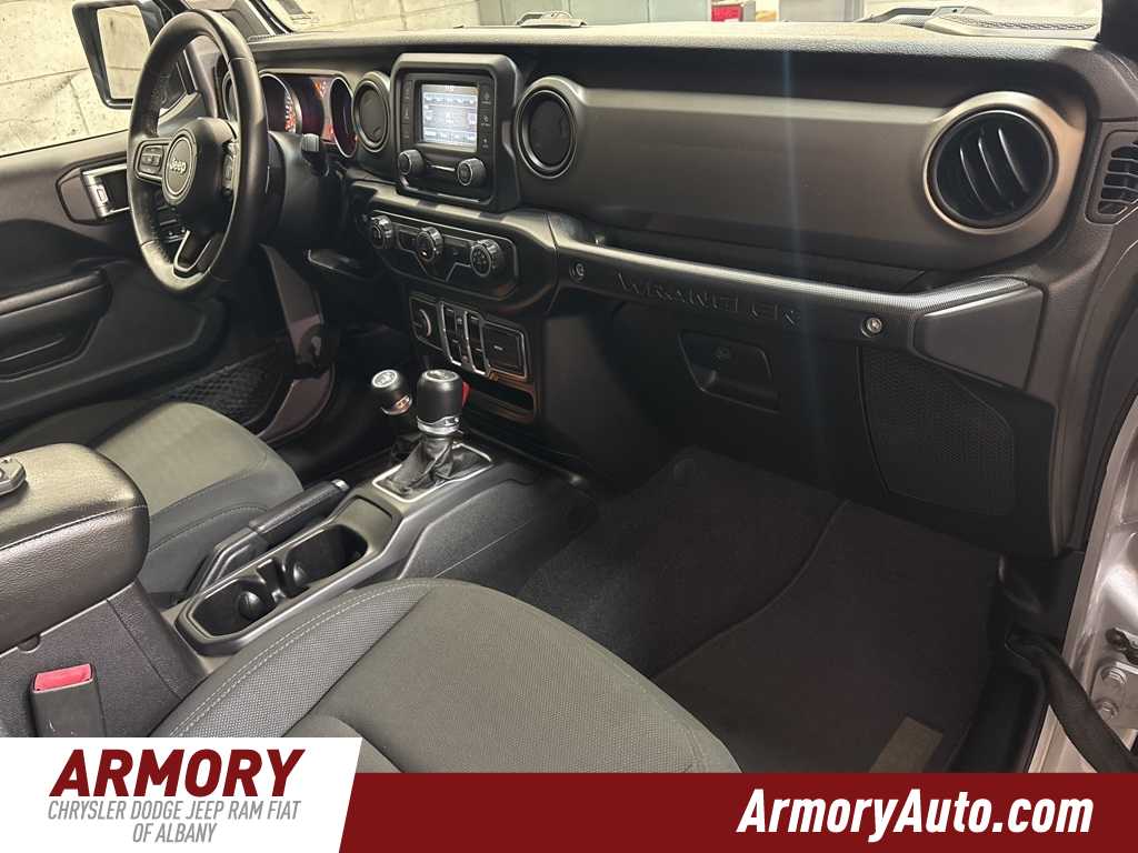 Thumbnail: 2018 Jeep Wrangler - 36