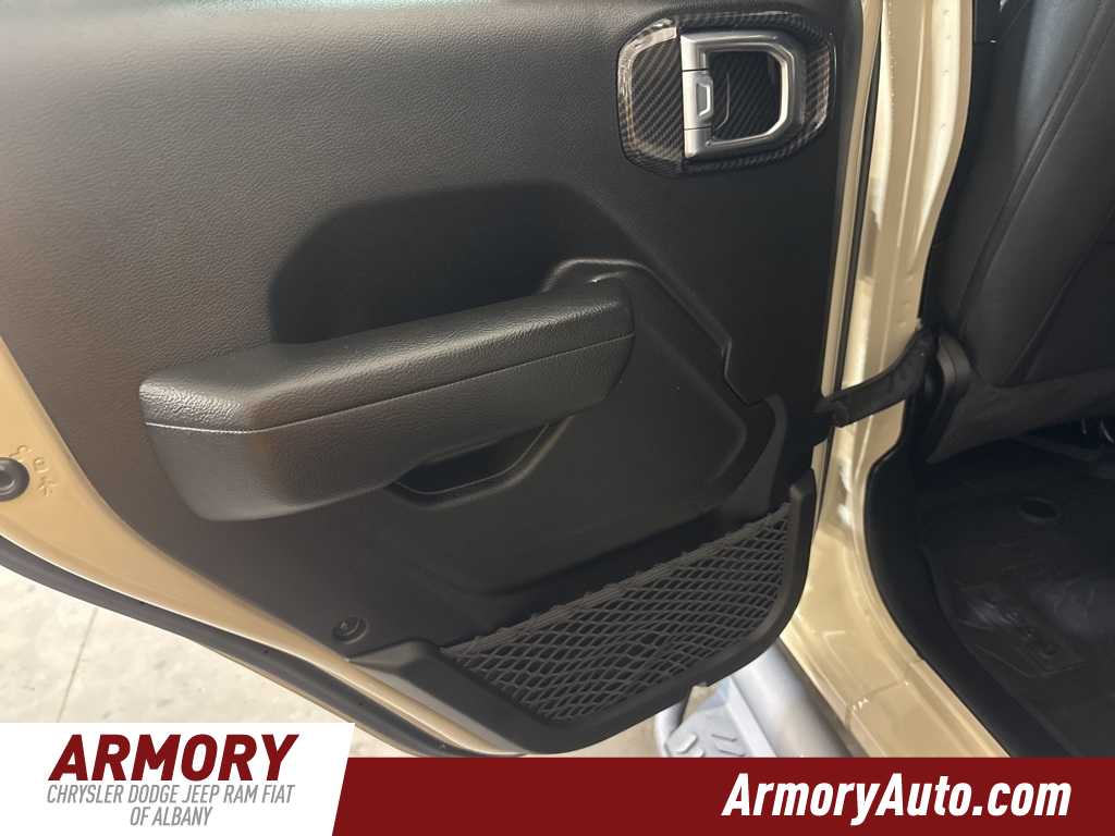 Thumbnail: 2022 Jeep Wrangler - 25