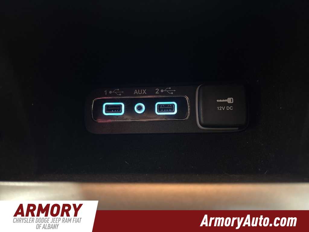 Thumbnail: 2020 Jeep Grand Cherokee - 15