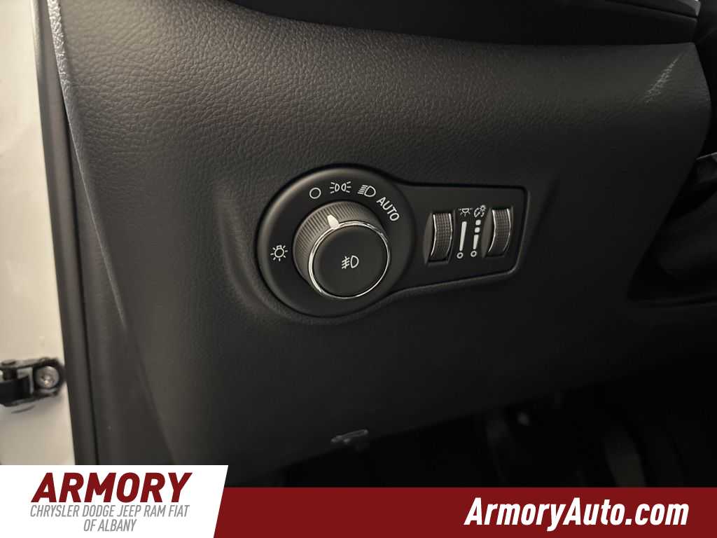 Thumbnail: 2026 Jeep Compass - 11