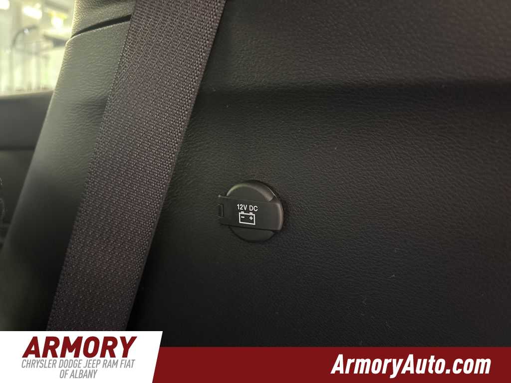 Thumbnail: 2026 Chrysler Pacifica - 27