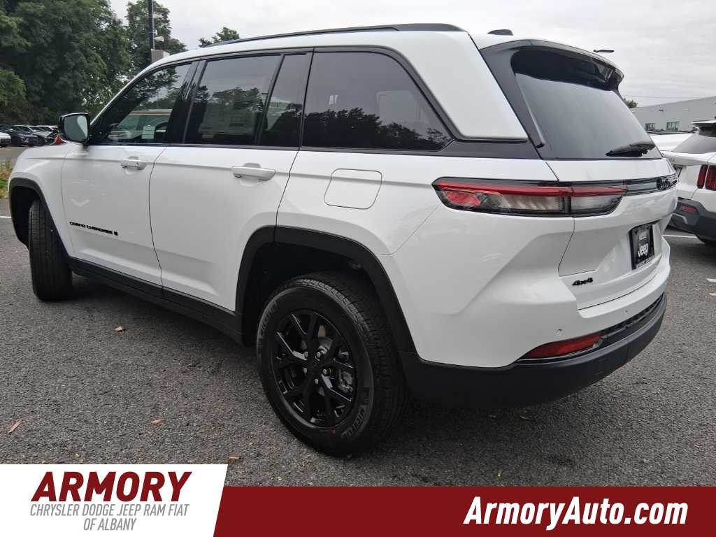 Thumbnail: 2025 Jeep Grand Cherokee - 6