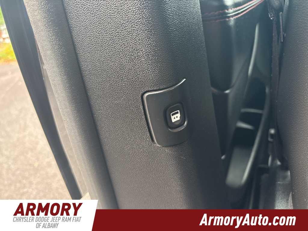 Thumbnail: 2019 Dodge Grand Caravan - 30