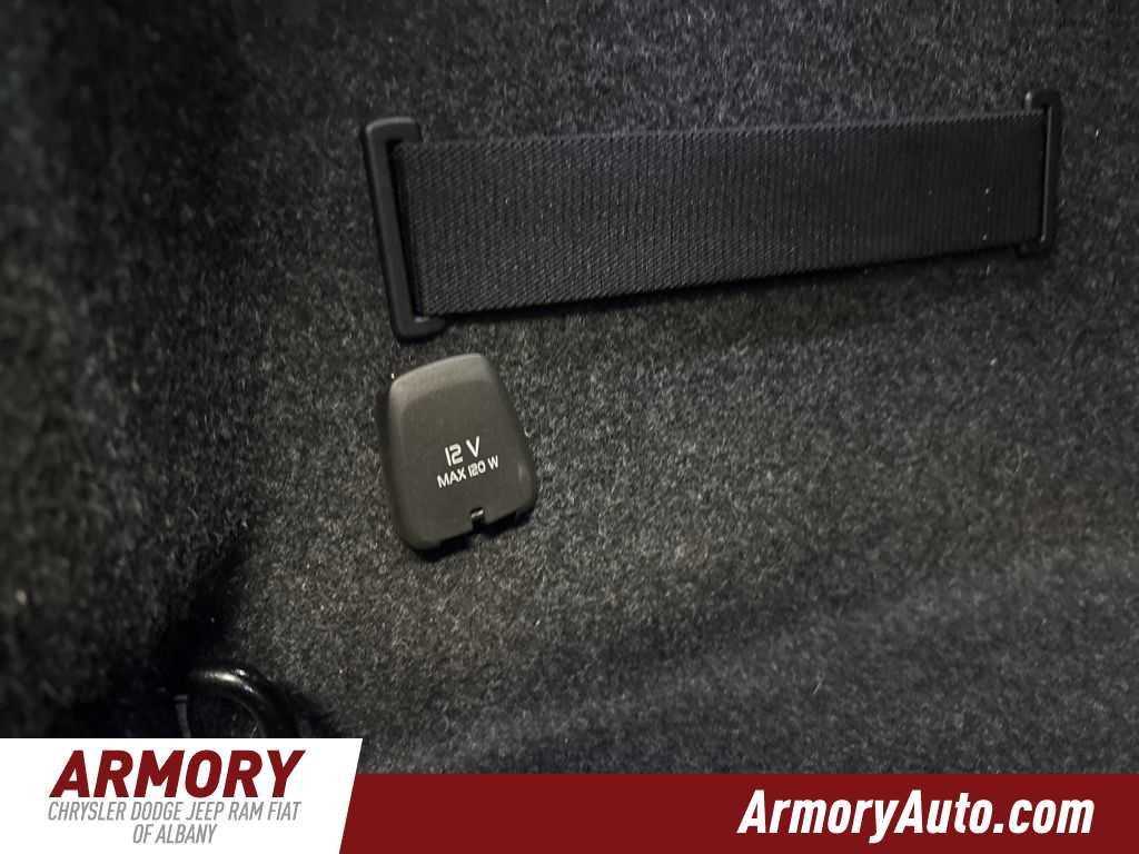 Thumbnail: 2021 Polestar 2 - 31