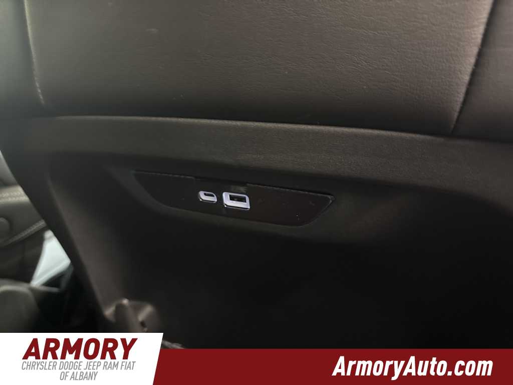 Thumbnail: 2026 Chrysler Pacifica - 36