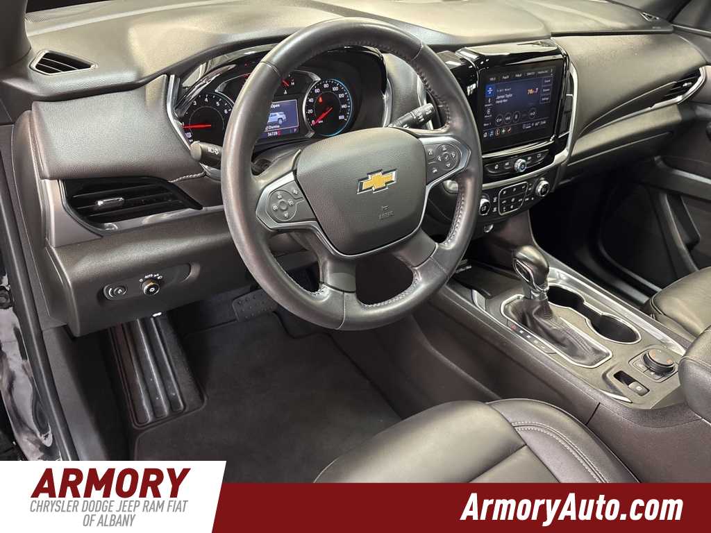 Thumbnail: 2022 Chevrolet Traverse - 10