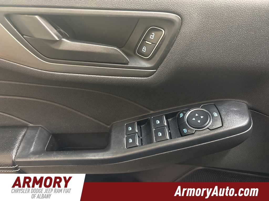 Thumbnail: 2024 Ford Escape - 8